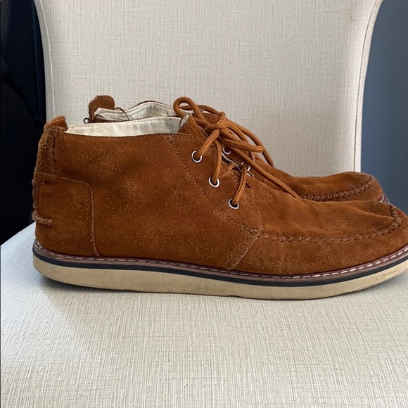 toms chukka